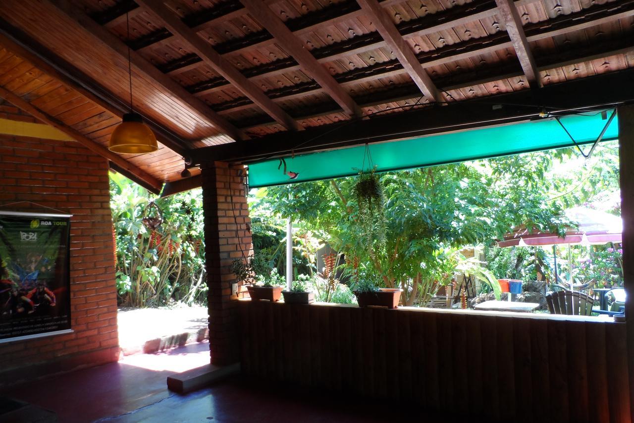 Albergue Garden Stone Puerto Iguazú Exterior foto